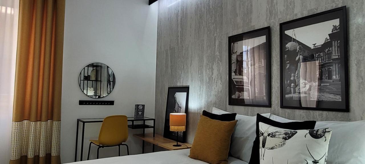 La Dimora Di Proserpina Otel Katanya Dış mekan fotoğraf